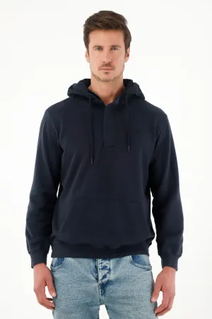 Buzo tipo hoodie con capucha azul para hombre