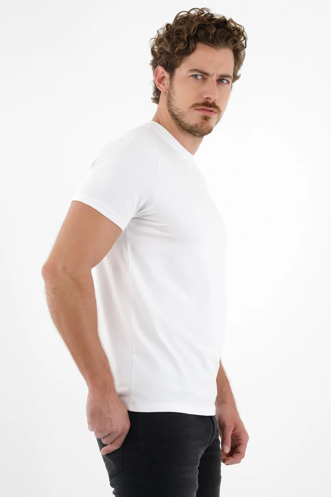 Camiseta blanca cuello redondo para hombre