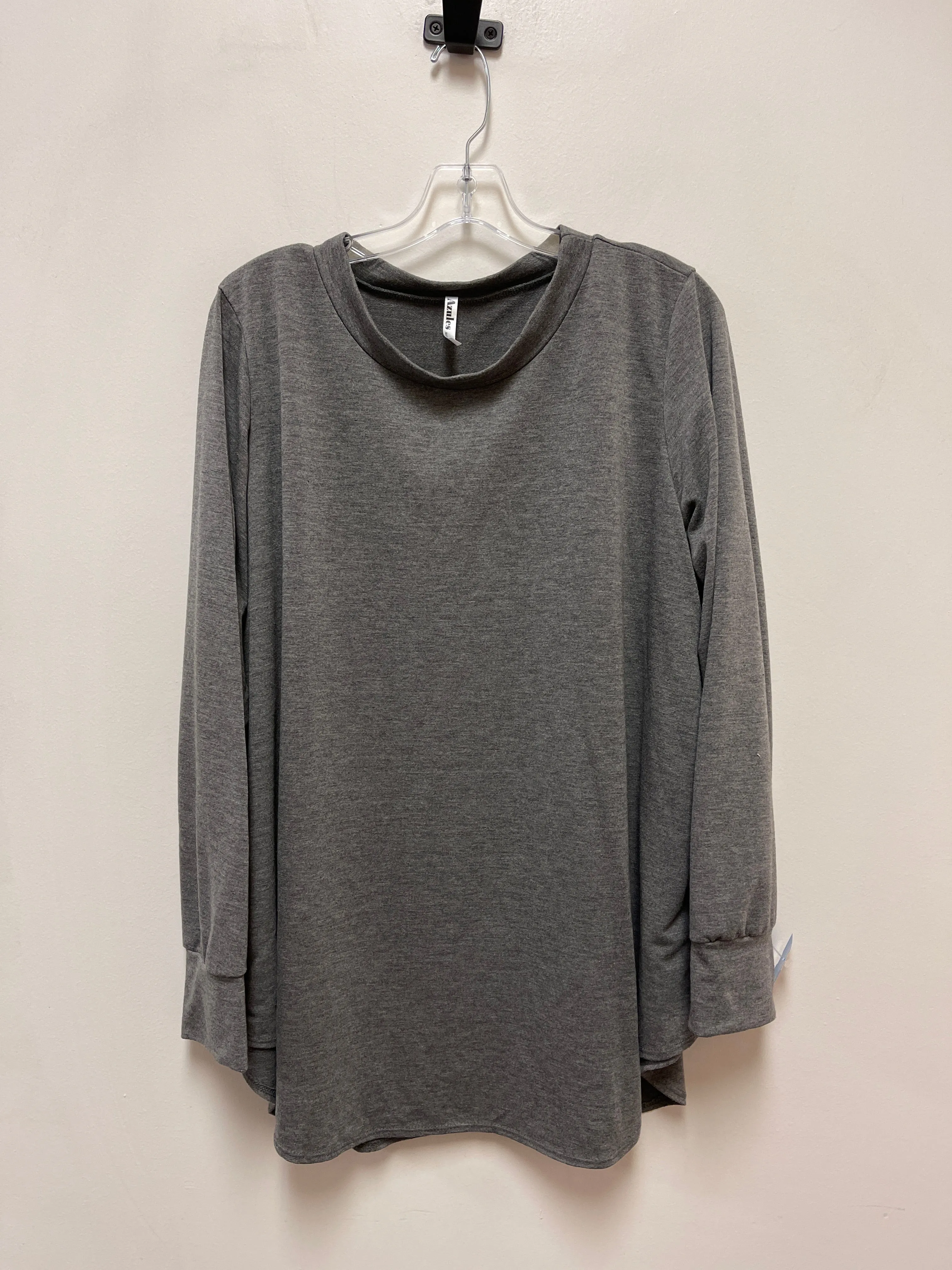 Top Long Sleeve By Azules In Grey, Size: Xl